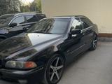 BMW 528 1999 года за 2 600 000 тг. в Алматы – фото 4