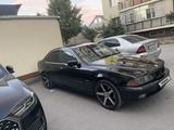 BMW 528 1999 года за 2 600 000 тг. в Алматы