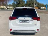 Mitsubishi Outlander 2022 года за 13 100 000 тг. в Алматы – фото 5