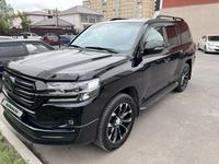 Toyota Land Cruiser 2018 годаүшін45 000 000 тг. в Астана