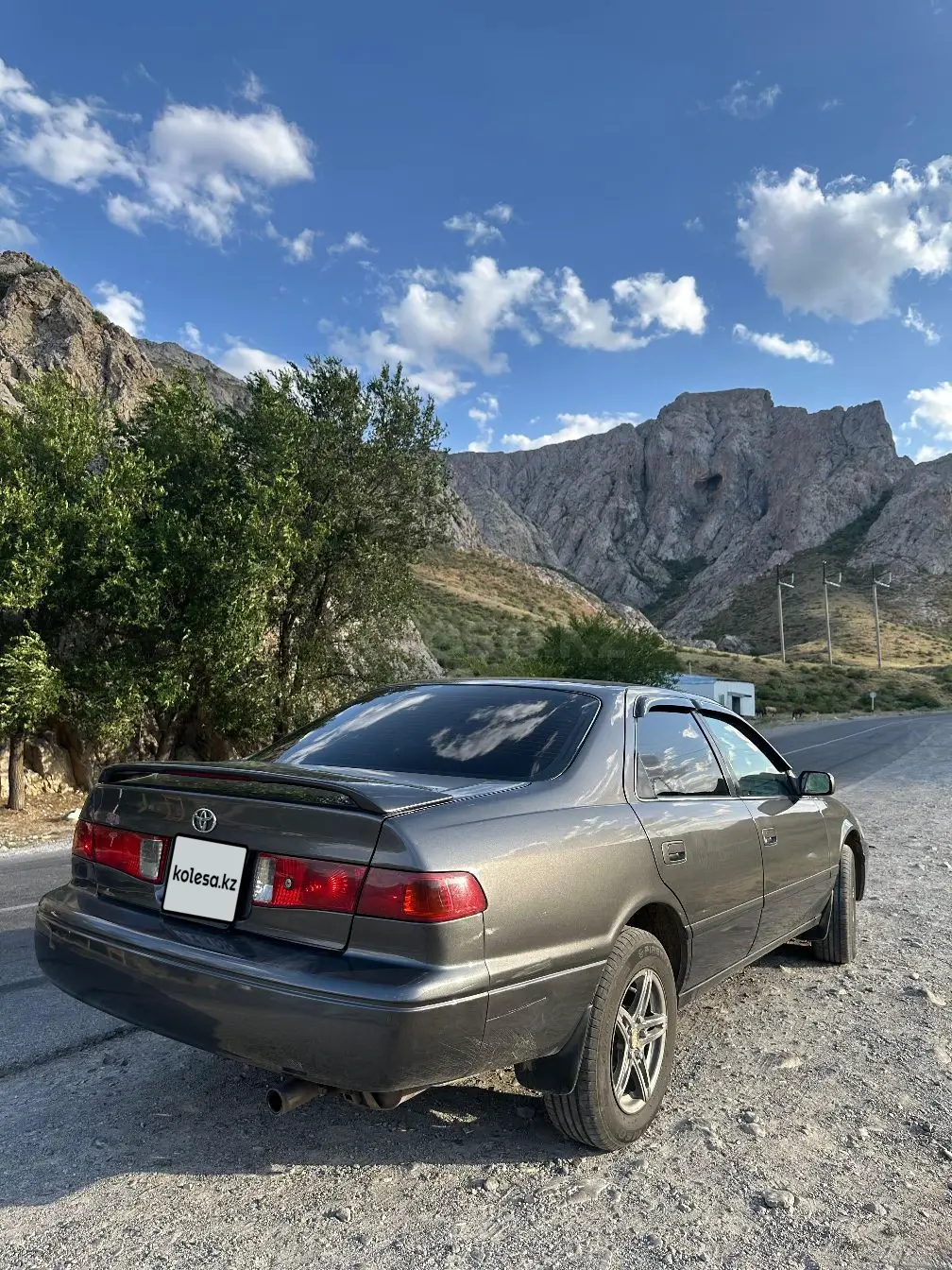 Toyota Camry, 2000