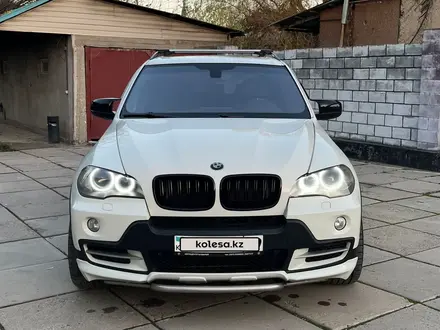 BMW X5 2007 года за 11 000 000 тг. в Караганда