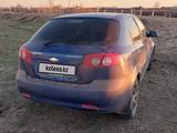 Chevrolet Lacetti 2008 года за 1 500 000 тг. в Атырау – фото 2
