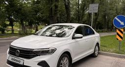 Volkswagen Polo 2021 года за 7 880 000 тг. в Алматы