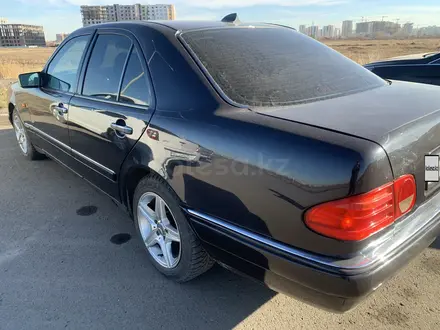 Mercedes-Benz E 240 1997 года за 3 300 000 тг. в Астана – фото 8