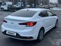 Hyundai Elantra 2019 годаfor7 550 000 тг. в Алматы – фото 14