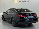 Toyota Camry Prestige 2024 года за 18 900 000 тг. в Астана – фото 2