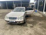 Mercedes-Benz E 320 2002 года за 4 600 000 тг. в Туркестан – фото 2