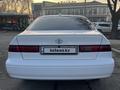 Toyota Camry 1998 года за 2 850 000 тг. в Алматы – фото 5