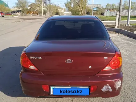 Kia Spectra 2006 года за 2 300 000 тг. в Петропавловск – фото 4