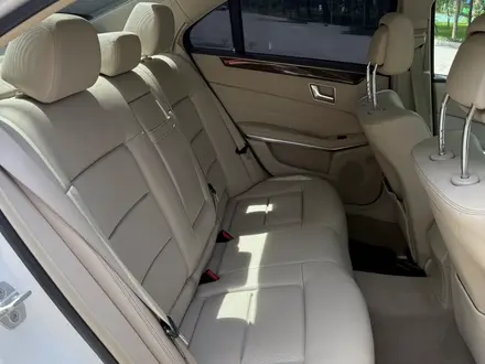 Mercedes-Benz E 350 2014 года за 13 600 000 тг. в Алматы – фото 17