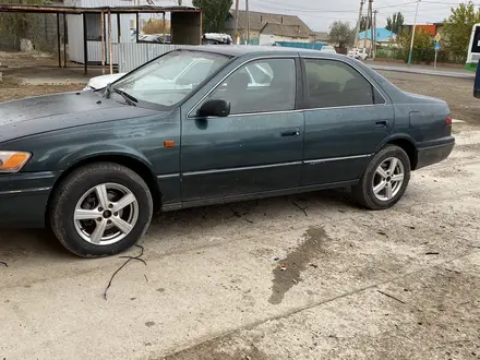 Toyota Camry 1998 года за 2 000 000 тг. в Кызылорда – фото 4