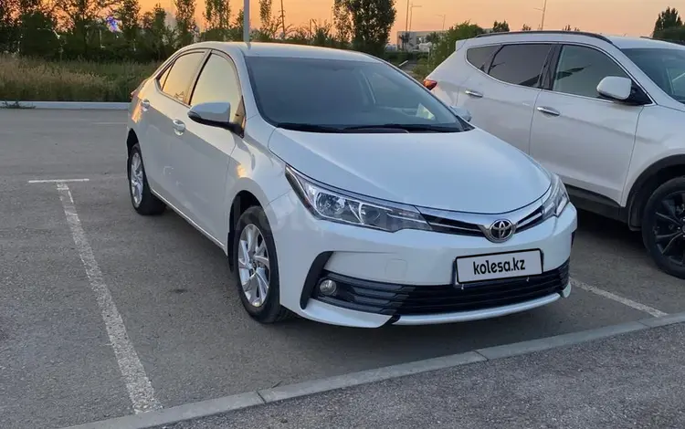 Toyota Corolla 2018 года за 8 600 000 тг. в Актобе