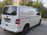 Volkswagen Transporter 2010 года за 6 200 000 тг. в Узынагаш – фото 4