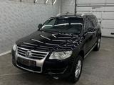 Volkswagen Touareg 2008 годаүшін8 000 000 тг. в Семей – фото 4