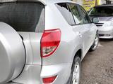 Toyota RAV4 2006 года за 6 700 000 тг. в Тараз – фото 2