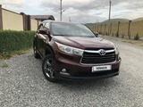 Toyota Highlander 2015 года за 13 500 000 тг. в Бишкек – фото 2