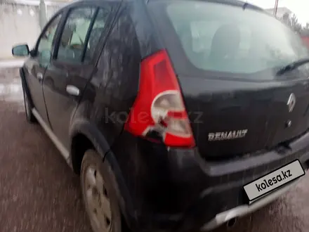 Renault Sandero Stepway 2014 года за 3 700 000 тг. в Актобе – фото 5