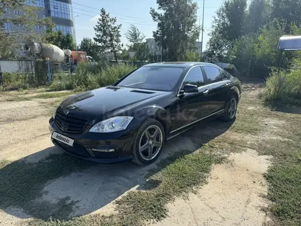 Mercedes-Benz S 500 2006 года за 9 000 000 тг. в Уральск – фото 4