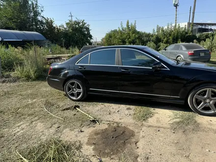 Mercedes-Benz S 500 2006 года за 9 000 000 тг. в Уральск – фото 7