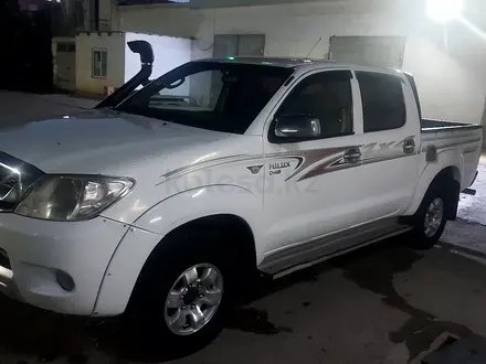 Toyota Hilux 2010 года за 6 600 000 тг. в Актау