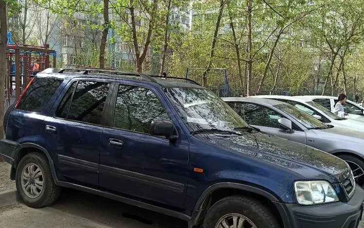 Honda CR-V 1996 годаүшін3 200 000 тг. в Алматы