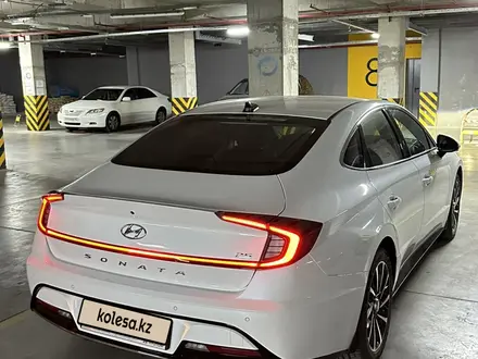 Hyundai Sonata 2022 года за 13 900 000 тг. в Алматы – фото 2