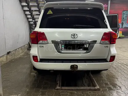 Toyota Land Cruiser 2012 года за 23 500 000 тг. в Актобе – фото 3