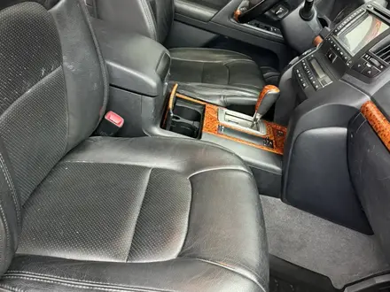 Toyota Land Cruiser 2012 года за 23 500 000 тг. в Актобе – фото 6