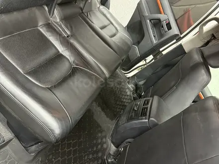 Toyota Land Cruiser 2012 года за 23 500 000 тг. в Актобе – фото 5