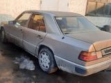 Mercedes-Benz E 220 1993 годаfor1 200 000 тг. в Тараз – фото 2