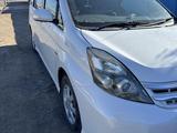 Toyota Isis 2011 года за 3 550 000 тг. в Атырау – фото 5