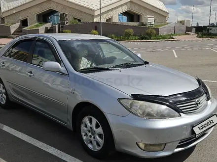 Toyota Camry 2004 года за 4 600 000 тг. в Астана