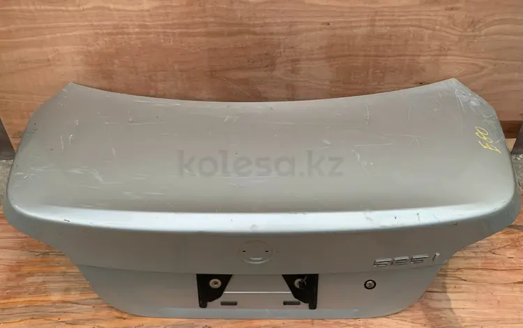 Крышка багажника БМВ E39 E60 F10 за 25 000 тг. в Алматы