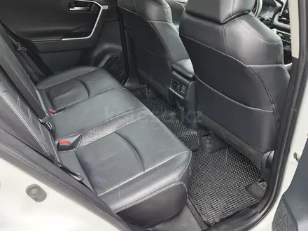 Toyota RAV4 2021 года за 13 900 000 тг. в Усть-Каменогорск – фото 18