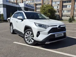 Toyota RAV4, 2021