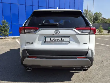Toyota RAV4 2021 года за 13 900 000 тг. в Усть-Каменогорск – фото 8