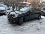 Mercedes-Benz E 200 2011 года за 6 200 000 тг. в Уральск – фото 3