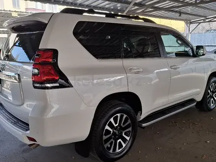 Toyota Land Cruiser Prado 2019 года за 30 700 000 тг. в Алматы – фото 41