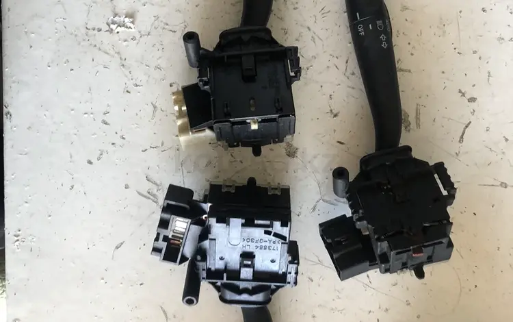 Верталет переключатель повторителя гитара за 15 000 тг. в Астана