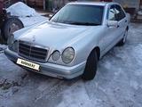 Mercedes-Benz E 230 1995 года за 1 800 000 тг. в Алматы
