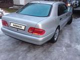 Mercedes-Benz E 230 1995 года за 1 800 000 тг. в Алматы – фото 3