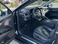 Toyota Camry 2019 годаүшін11 800 000 тг. в Атырау – фото 9
