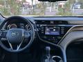 Toyota Camry 2019 годаүшін11 800 000 тг. в Атырау – фото 14