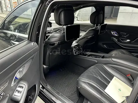 Mercedes-Maybach S 500 2015 года за 41 000 000 тг. в Алматы – фото 14