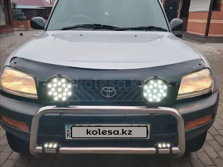 Toyota RAV4 1997 года за 4 300 000 тг. в Усть-Каменогорск – фото 7