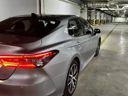 Toyota Camry 2023 года за 10 000 000 тг. в Караганда – фото 2