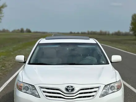 Toyota Camry 2010 года за 6 100 000 тг. в Уральск