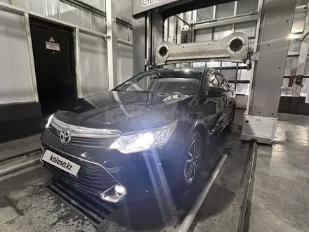 Toyota Camry 2017 года за 11 000 000 тг. в Алматы – фото 9