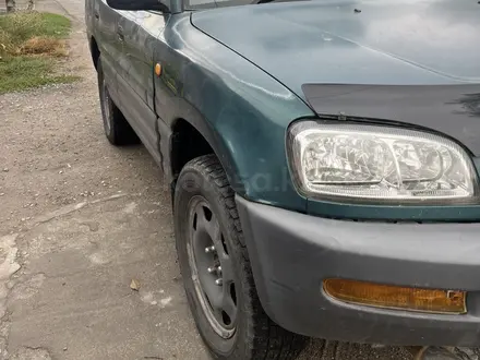 Toyota RAV4 1996 года за 2 200 000 тг. в Алматы – фото 2